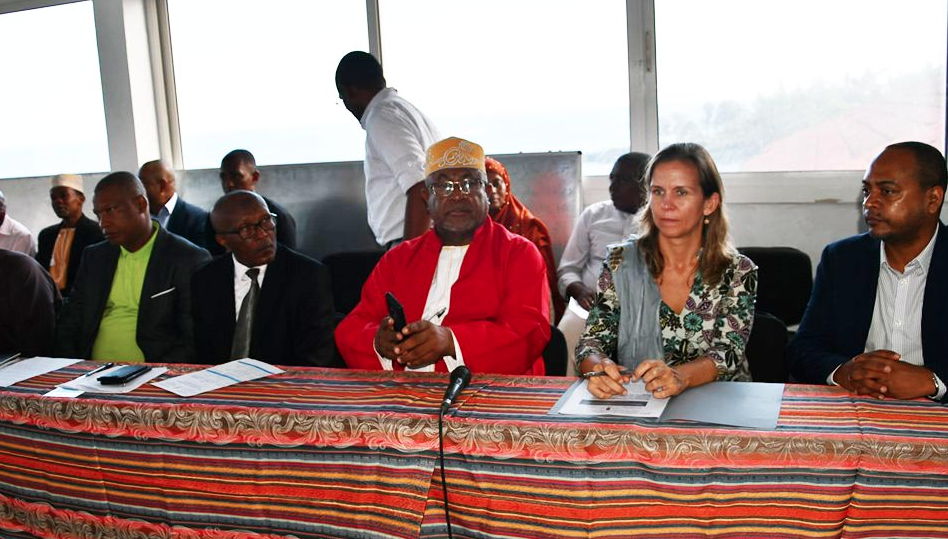 image Réflexion sur la lutte contre les feux de brousse / La sensibilisation se poursuit contre les feux de brousse